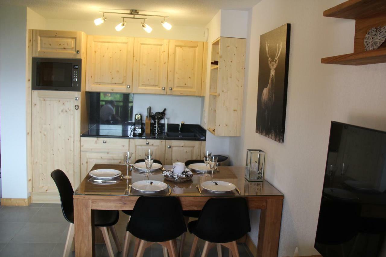 Residence : Le Crystal Chalet เลส์เดอซาลป์ ภายนอก รูปภาพ